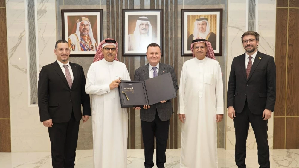 "الغرفة" تستقبل وفدًا تركيًا لبحث فرص التعاون في قطاع التكنولوجيا الكهربائية