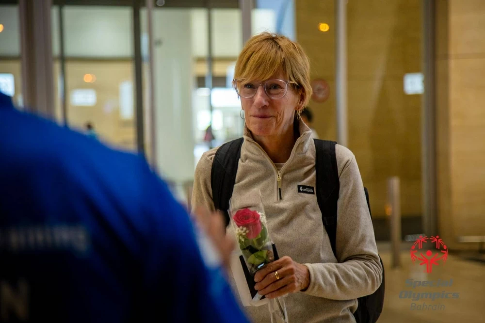 البحرين تستقبل الوفود المشاركة في الدورة التدريبية للسباحة