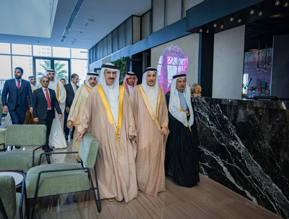 خالد بن عبد الله يفتتح "هيلتون البحرين سيتي سنتر فندق وريزيدنس"