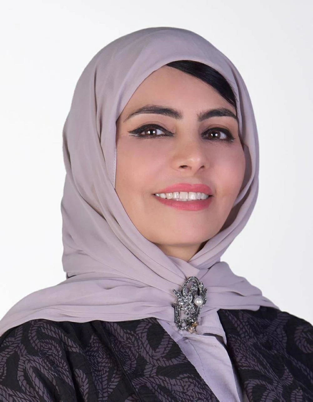 " قدها " يعكس الإرادة والوعيٍ والولاءٍ الأصيل المتجذر من الروح البحرينية