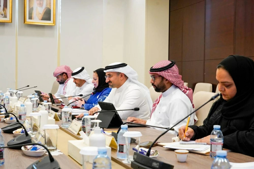 "مالية النواب" تلتقي وزير الصناعة والتجارة وتناقش قانون الشركات التجارية