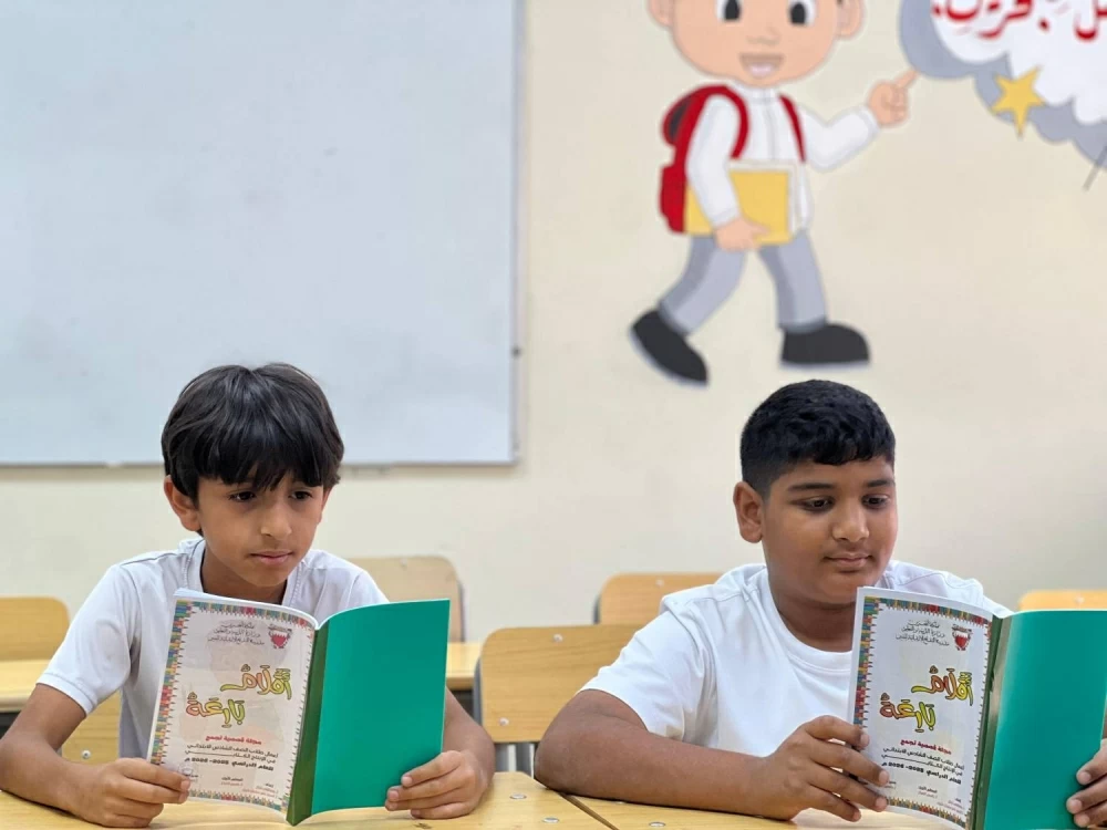 المعلم مصطفى نعمان يكتشف مواهب الكتابة ضمن مبادرة (أقلام بارعة)