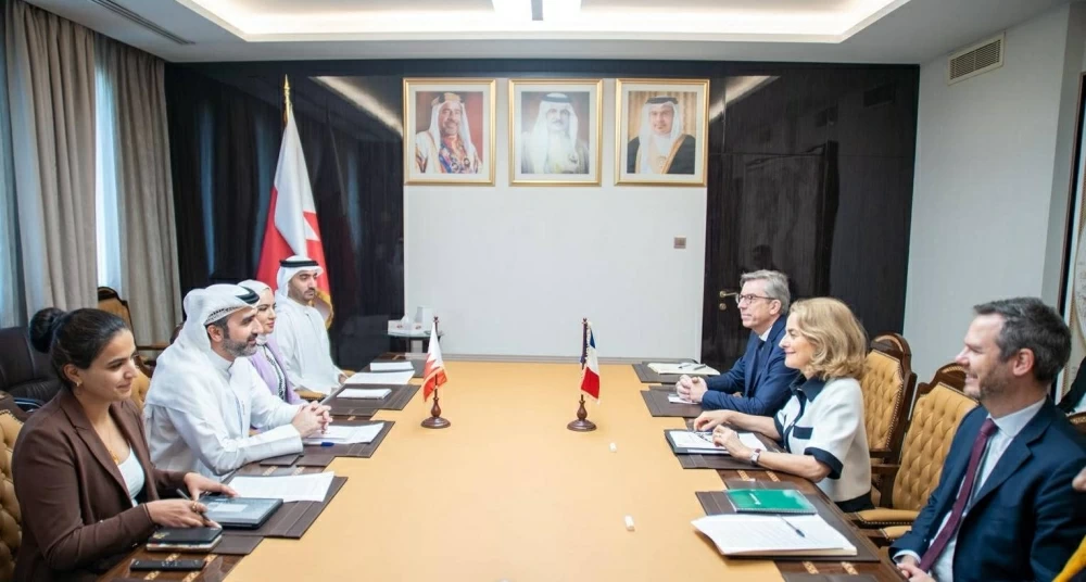 رئيس قطاع المنظمات بوزارة الخارجية يستقبل وفدًا من وزارة أوروبا والشؤون الخارجية بالجمهورية الفرنسية