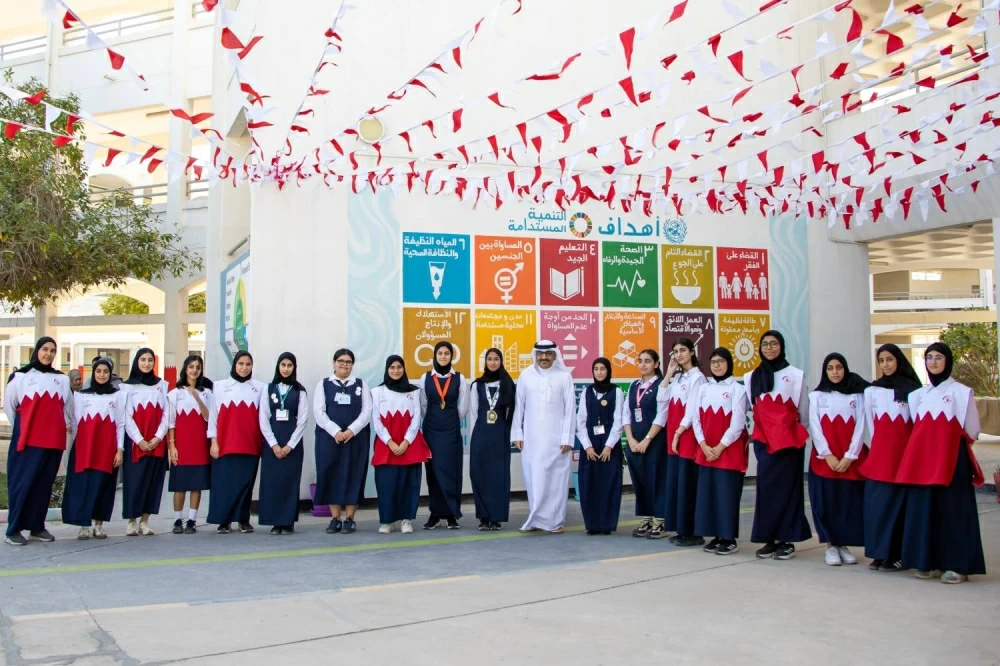 وزير التربية يزور مدارس باربار والوفاء ومدينة عيسى