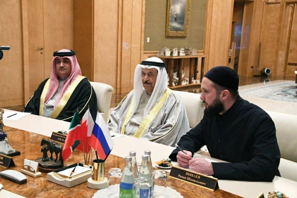 رئيس جمهورية تتارستان يستقبل رئيس المجلس الأعلى للشؤون الإسلامية