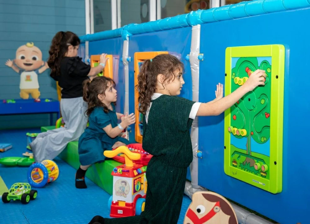 المؤسسة الملكية للأعمال الإنسانية تحتفل بأبنائها بالتعاون مع &laquo;نور لاند&raquo;