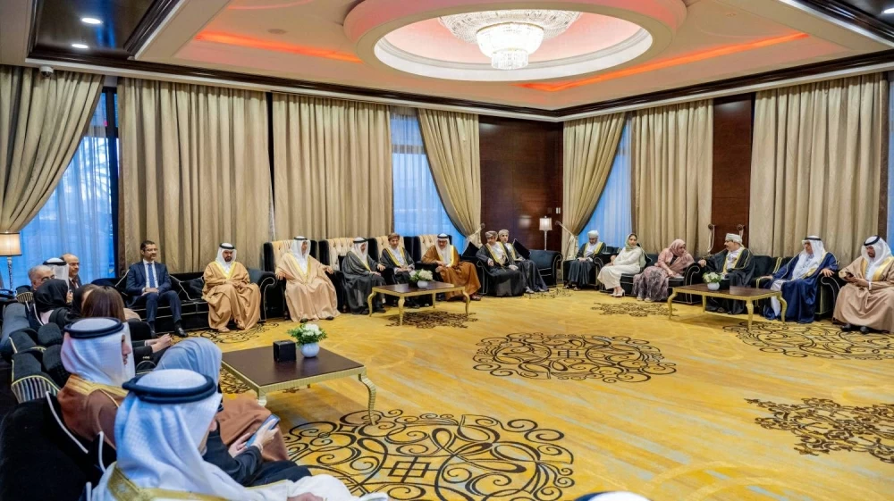 نيابة عن ولي العهد رئيس الوزراء.. خالد بن عبد الله يحضر احتفال السفارة العمانية باليوم الوطني