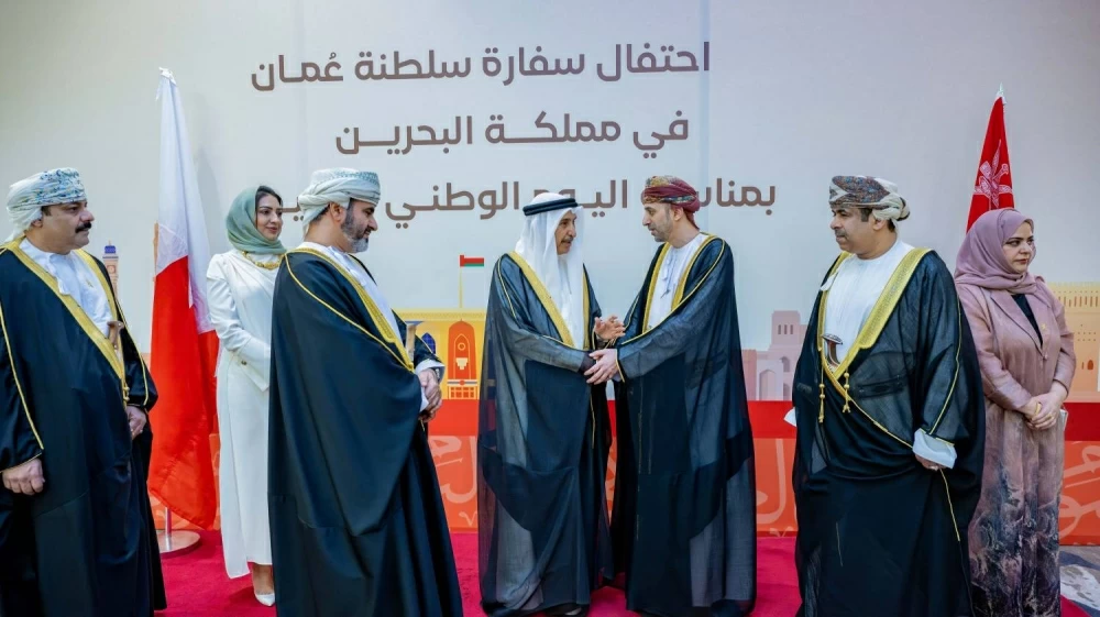 نيابة عن ولي العهد رئيس الوزراء.. خالد بن عبد الله يحضر احتفال السفارة العمانية باليوم الوطني