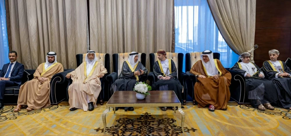 نيابة عن ولي العهد رئيس الوزراء.. خالد بن عبد الله يحضر احتفال السفارة العمانية باليوم الوطني