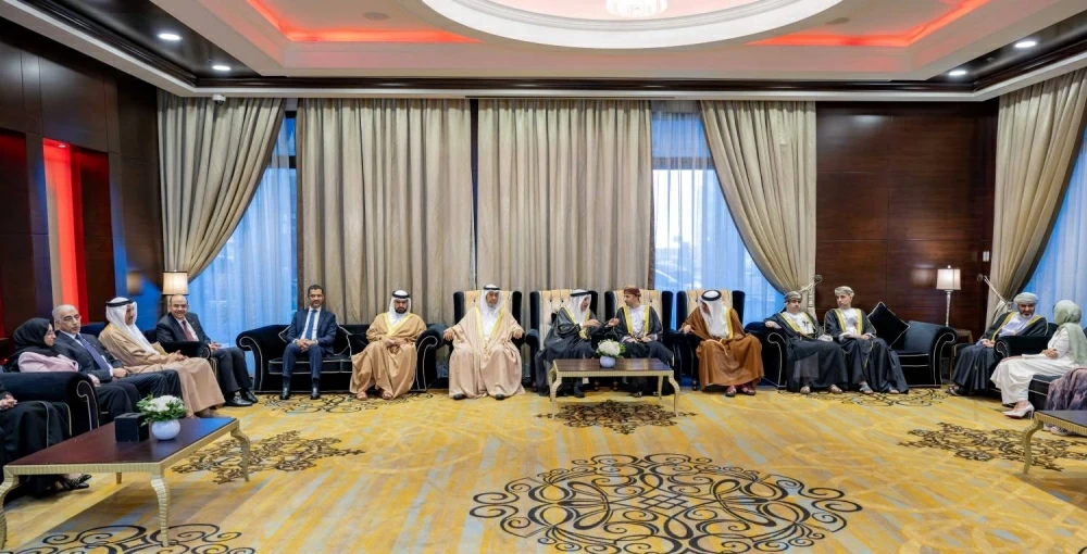 نيابة عن ولي العهد رئيس الوزراء.. خالد بن عبد الله يحضر احتفال السفارة العمانية باليوم الوطني