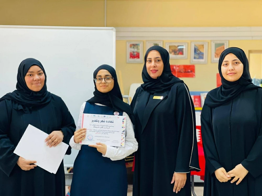 مواهب الإلقاء الشعري تتألق في مسابقة "صوتك قصيدة"