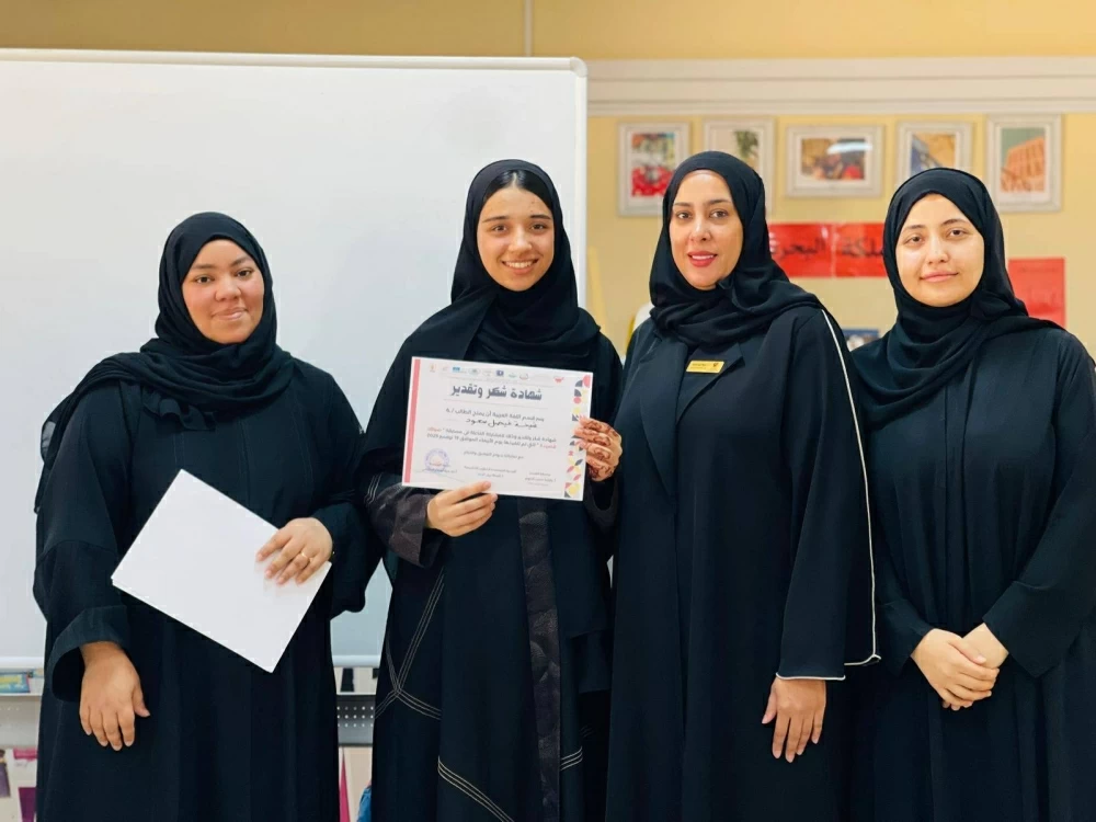 مواهب الإلقاء الشعري تتألق في مسابقة "صوتك قصيدة"