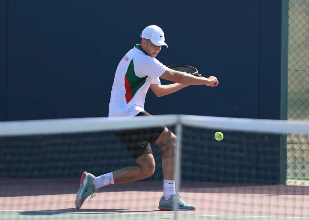 منتخبنا يحقق فوزه الثاني على التوالي ويقترب من الدور الحاسم