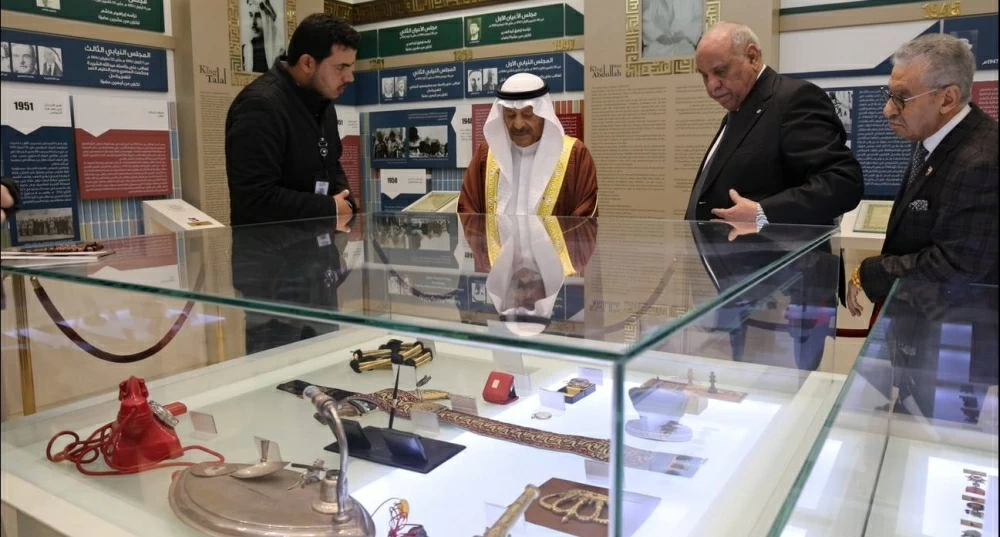 رئيس الشورى يزور متحف الحياة البرلمانية ويشيد بالإرث الحضاري والثقافي في الأردن