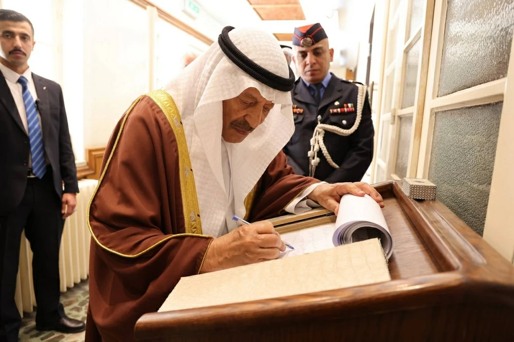 رئيس الشورى يزور متحف الحياة البرلمانية ويشيد بالإرث الحضاري والثقافي في الأردن