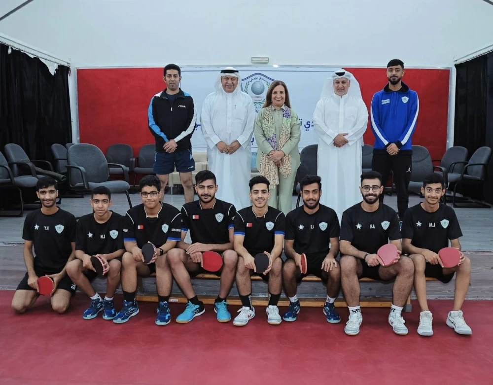 حياة بنت عبدالعزيز تزور أندية البحرين وسار وتوبلي