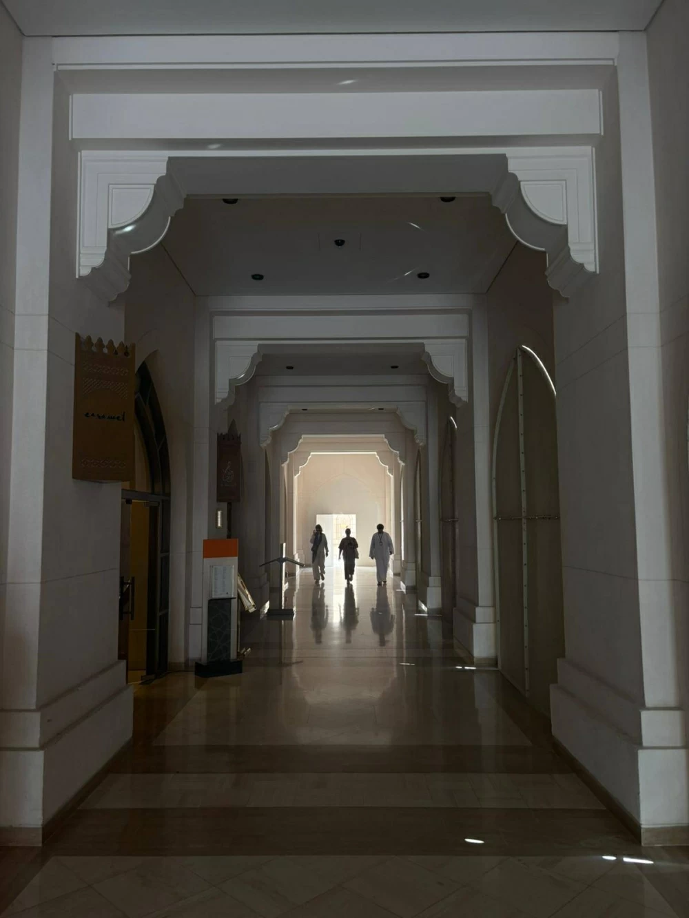 من صلالة إلى مسقط.. وجه جديد للسياحة العُمانية