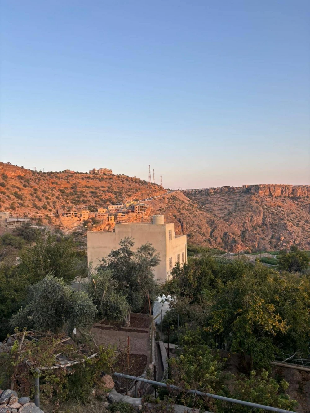 من صلالة إلى مسقط.. وجه جديد للسياحة العُمانية