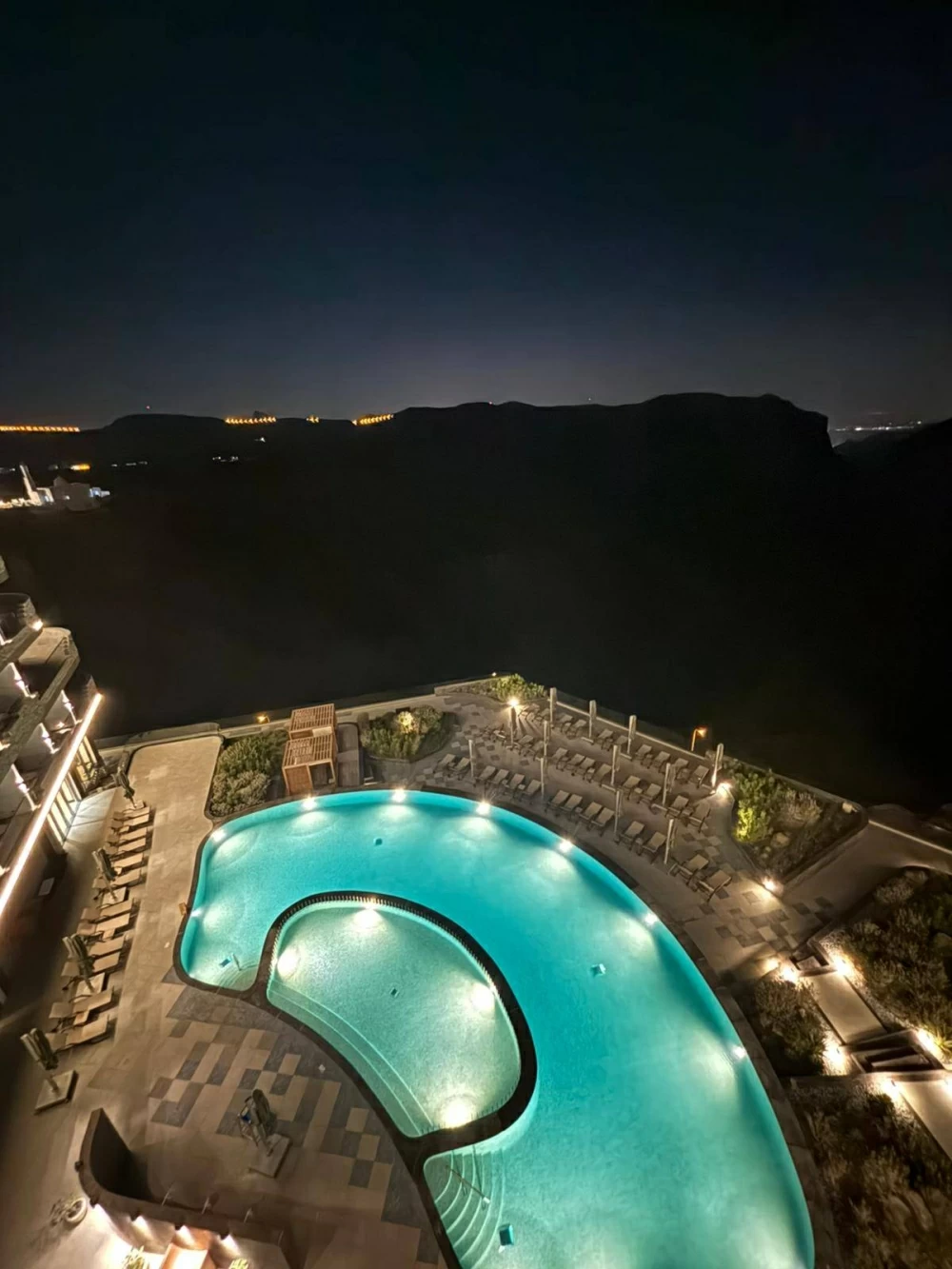 من صلالة إلى مسقط.. وجه جديد للسياحة العُمانية