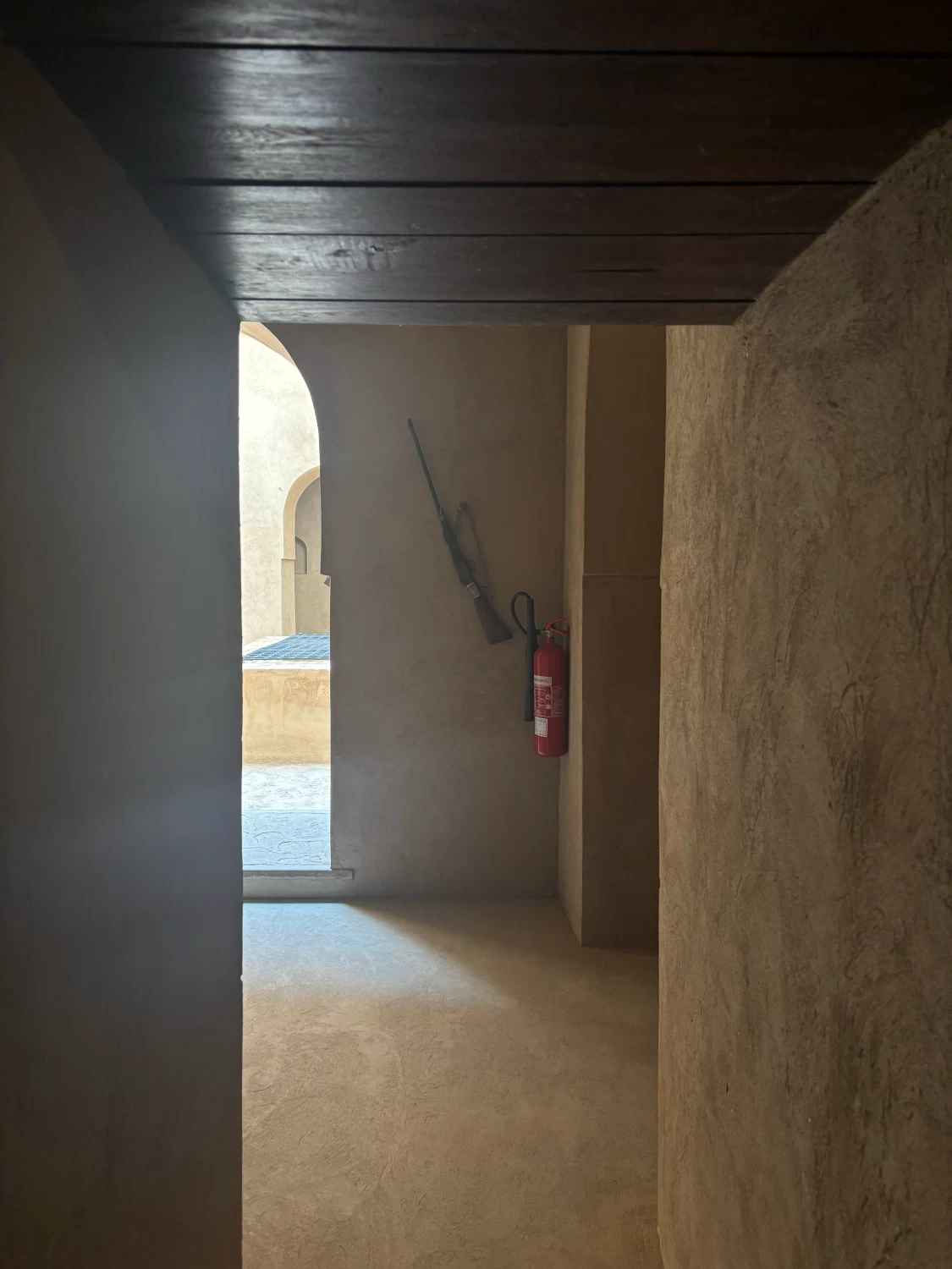 &laquo;حصن بيت الرديدة&raquo; في عُمان.. بوابة الجبل الأخضر وحارس &laquo;فلج الخطمين&raquo;