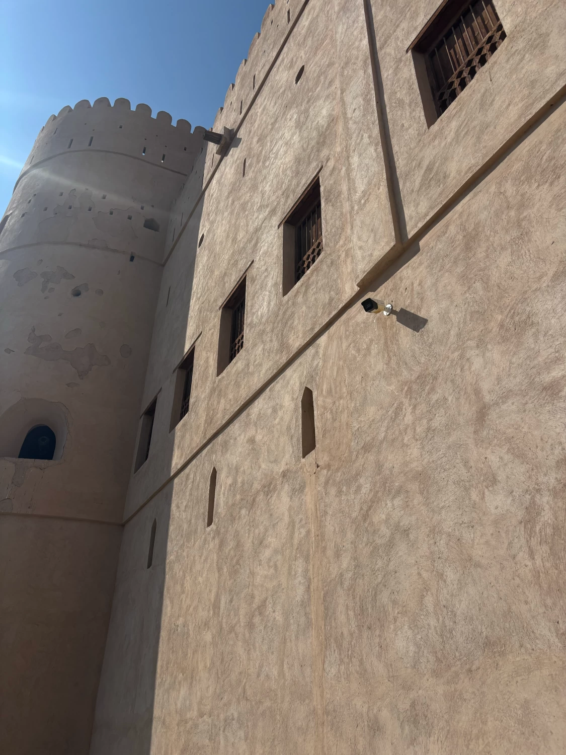 &laquo;حصن بيت الرديدة&raquo; في عُمان.. بوابة الجبل الأخضر وحارس &laquo;فلج الخطمين&raquo;