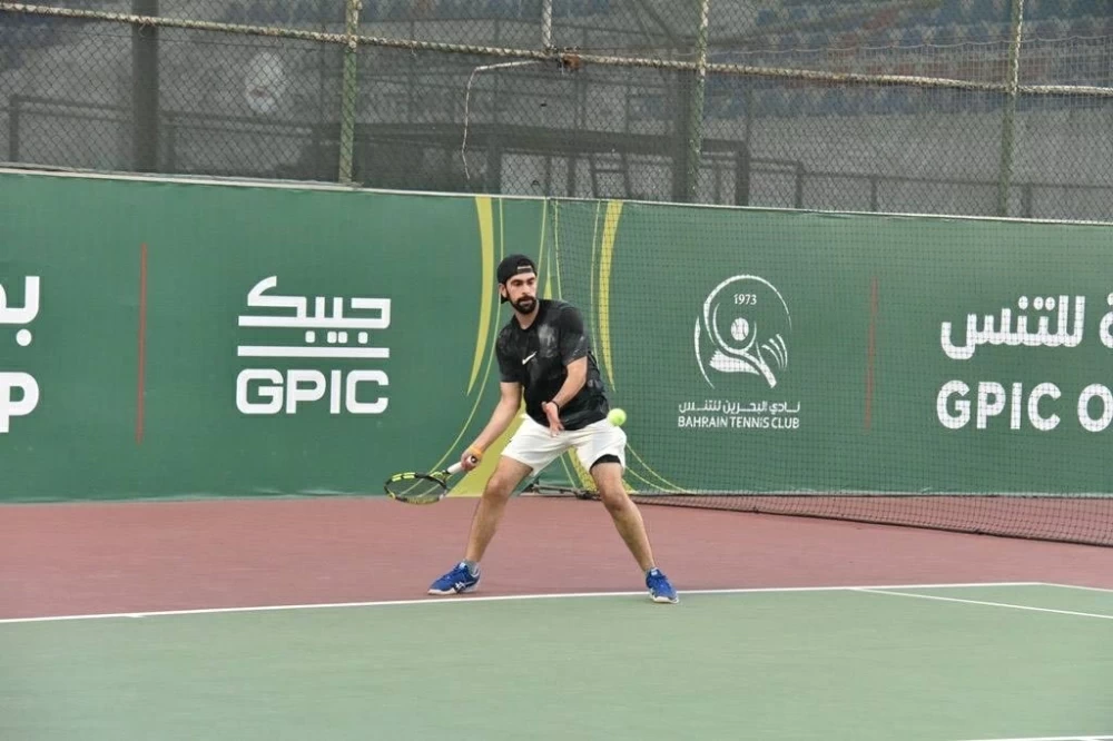 منافسات بطولة GPIC الـ37 المفتوحة للتنس تقترب من الأدوار النهائية