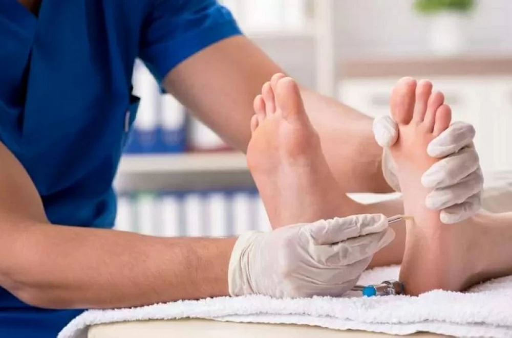 نجوى أبو طالب: الوقاية اليومية مفتاح حماية كبار السن من مضاعفات القدم السكرية