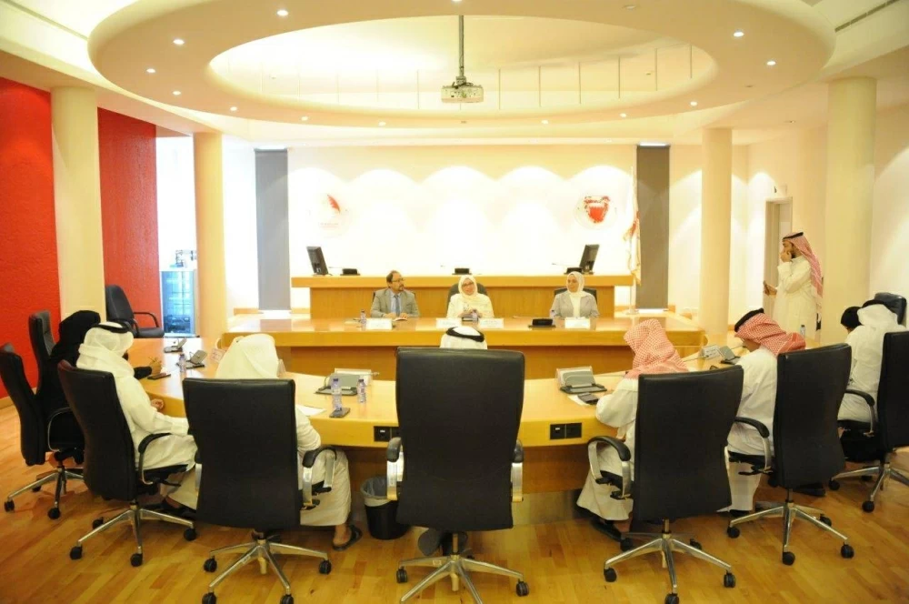 بلدي المحرق يلتقي وزارة الصحة لمتابعة تطورات المراكز الصحية.