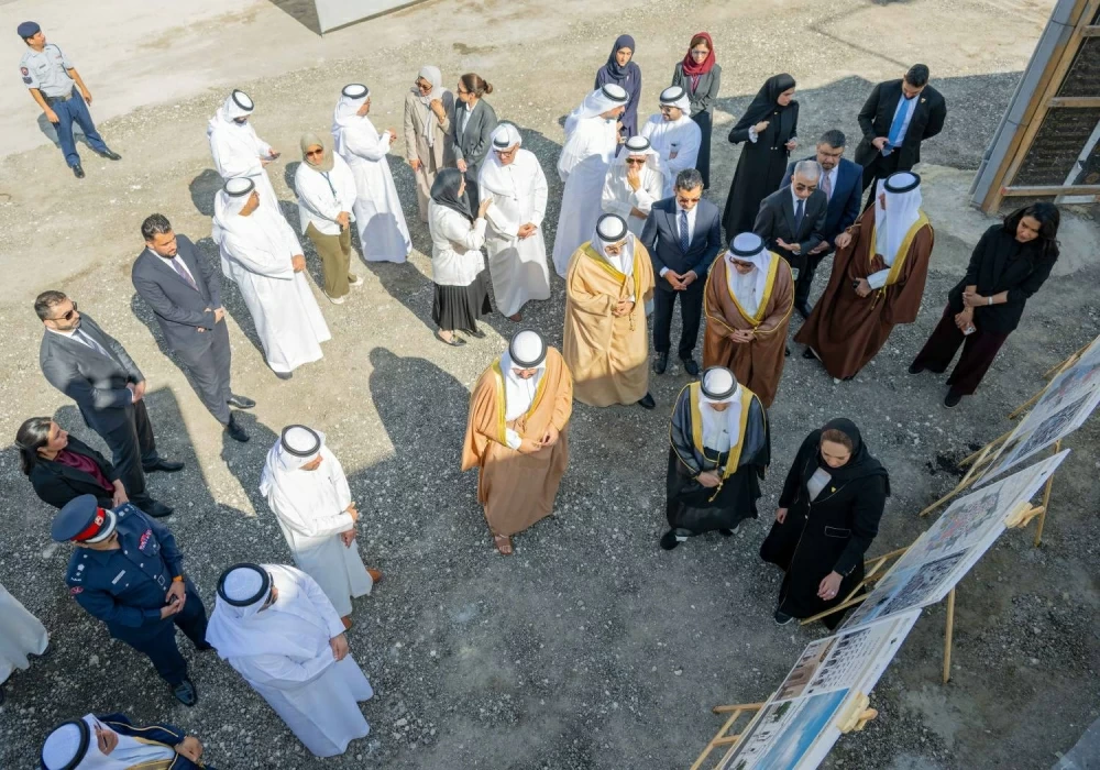 خالد بن عبد الله يتفقد ميدانياً تقدم العمل في إنجاز مشروع تطوير مدينة المحرق
