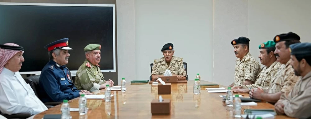 رئيس هيئة الأركان يترأس اجتماع اللجنة الأمنية المشتركة