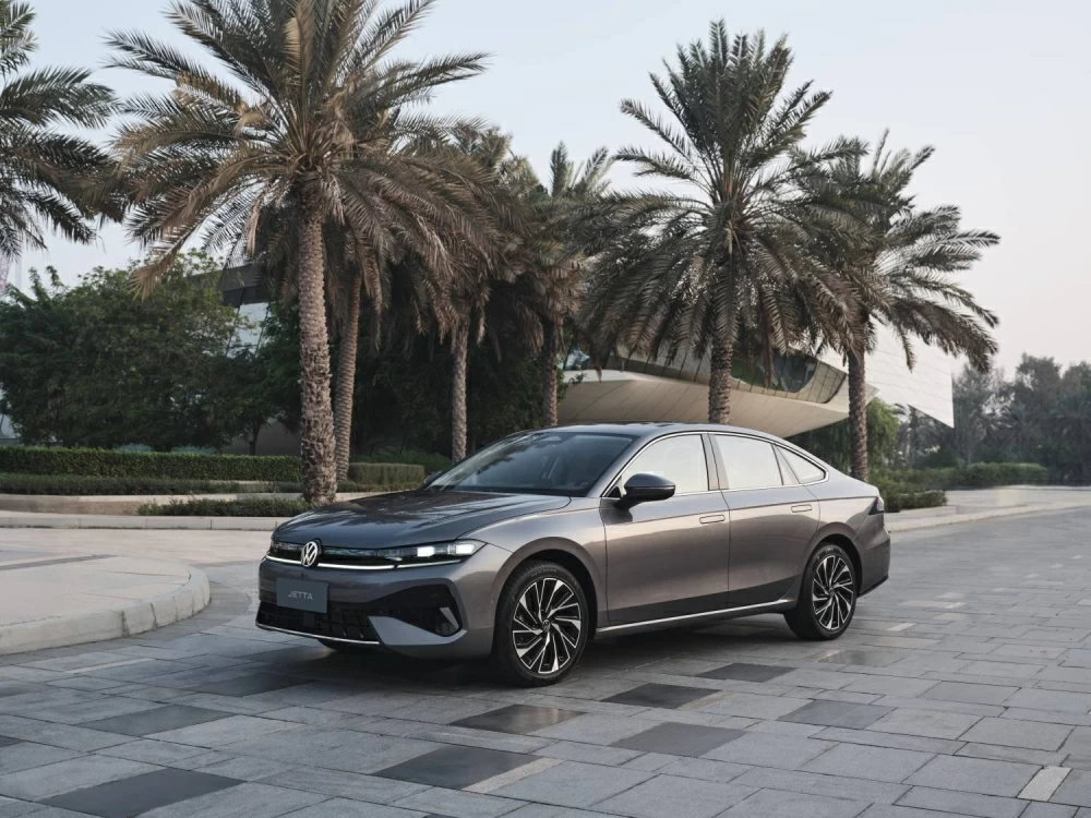 &laquo;باسات&raquo; و&laquo;جيتا&raquo; الجديدتان من &laquo;فولكس واجن&raquo;.. تقنيات مستقبلية وجودة لا تضاهى