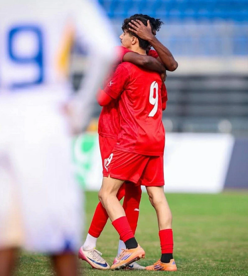 أحمر الناشئين يقتنص فوزا ثمينا من أمام سريلانكا في التصفيات الآسيوية