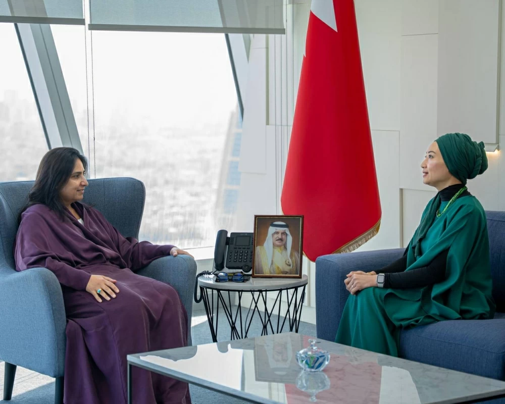 المدير العام لمعهد الإدارة العامة تستقبل القائم بأعمال سفارة بروناي دار السلام