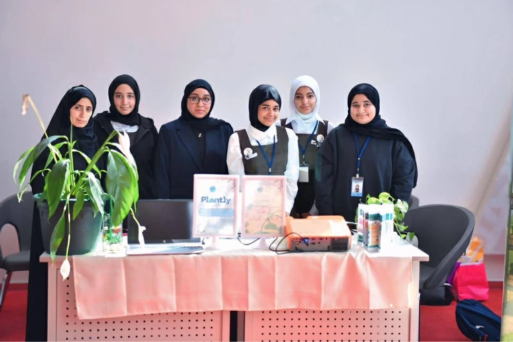 وزير شؤون البلديات والزراعة ووزير التربية والتعليم يفتتحان معرض الابتكارات الزراعية الطلابية الأول