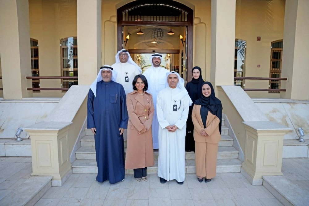 مدير عام "أكاديمية محمد بن مبارك" تجتمع مع مساعد وزير الخارجية لـ "معهد سعود الناصر الصباح الدبلوماسي"