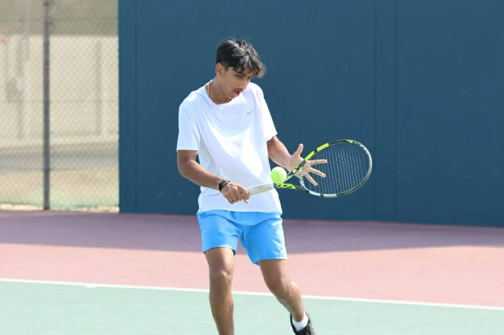 إثارة كبيرة في انطلاق الدور الأول لبطولة الاتحاد الدولي للتنس للناشئين