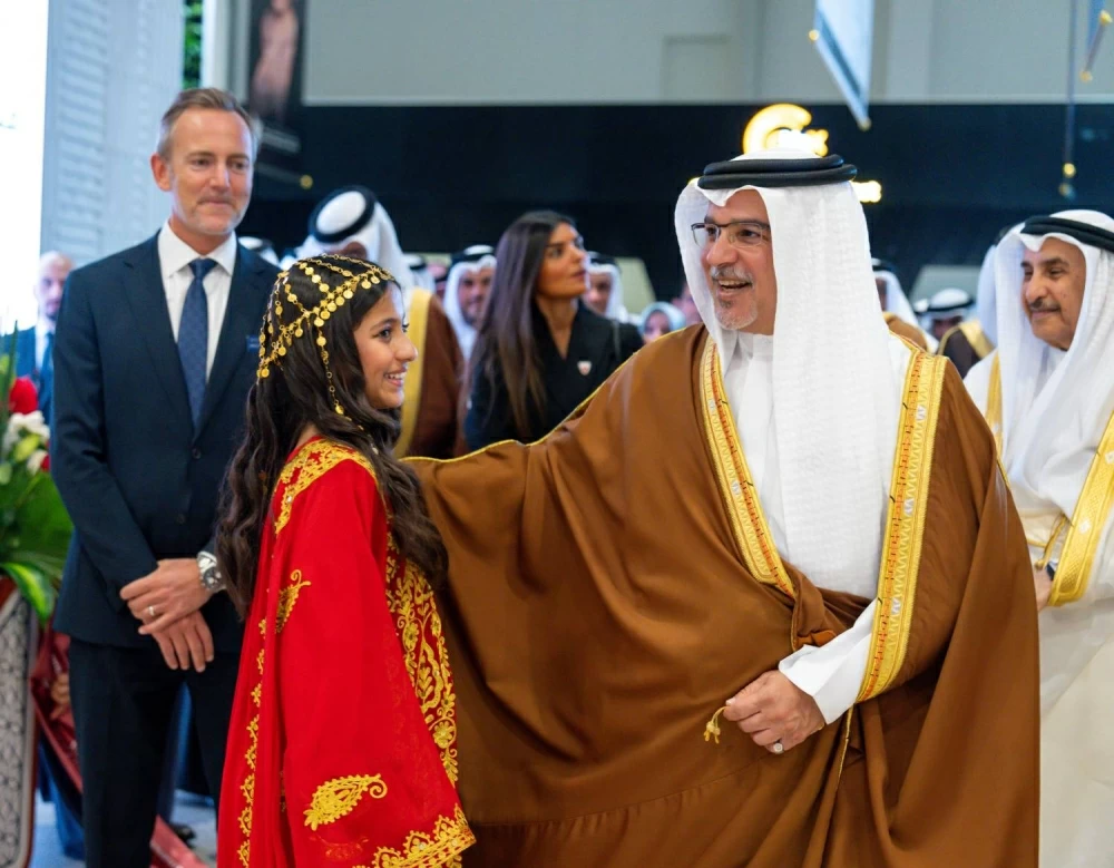 ولي العهد رئيس الوزراء يرعى افتتاح معرضي الجواهر والعطور العربية 2025