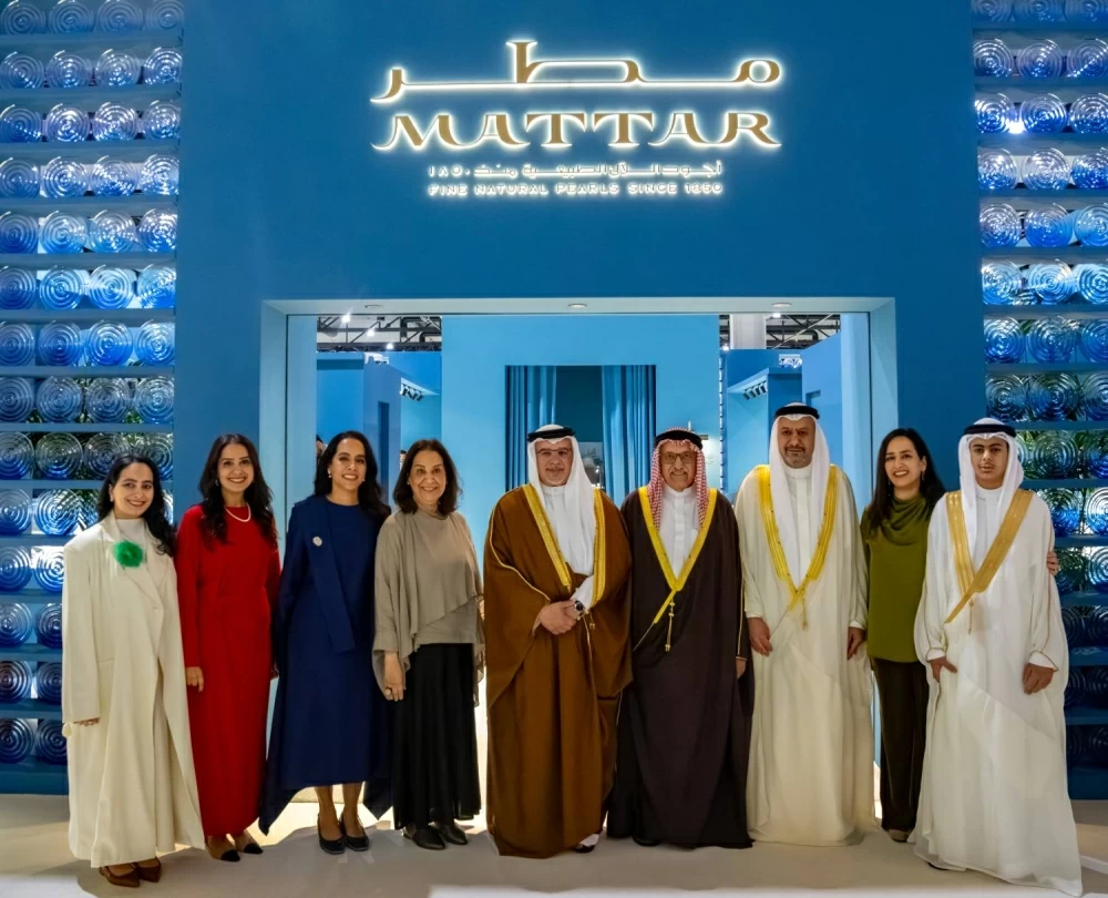 ولي العهد رئيس الوزراء يرعى افتتاح معرضي الجواهر والعطور العربية 2025