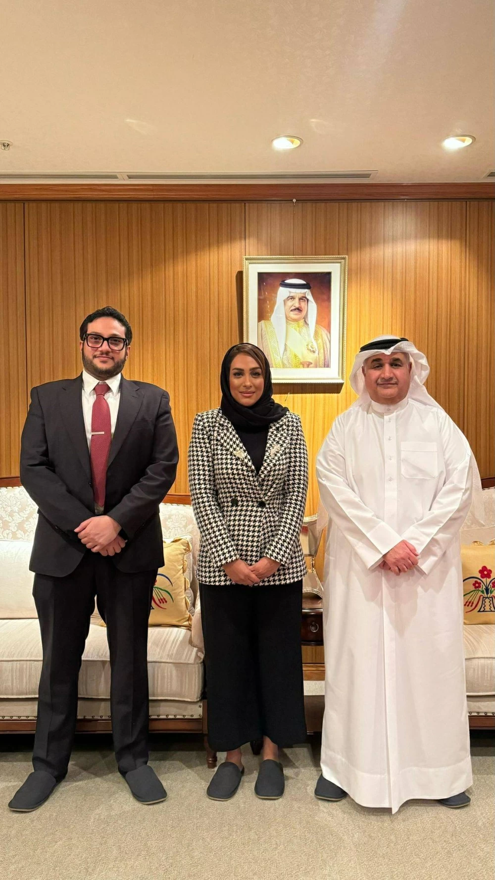 سفير البحرين في اليابان يستقبل وفد المملكة لرياضات الصم