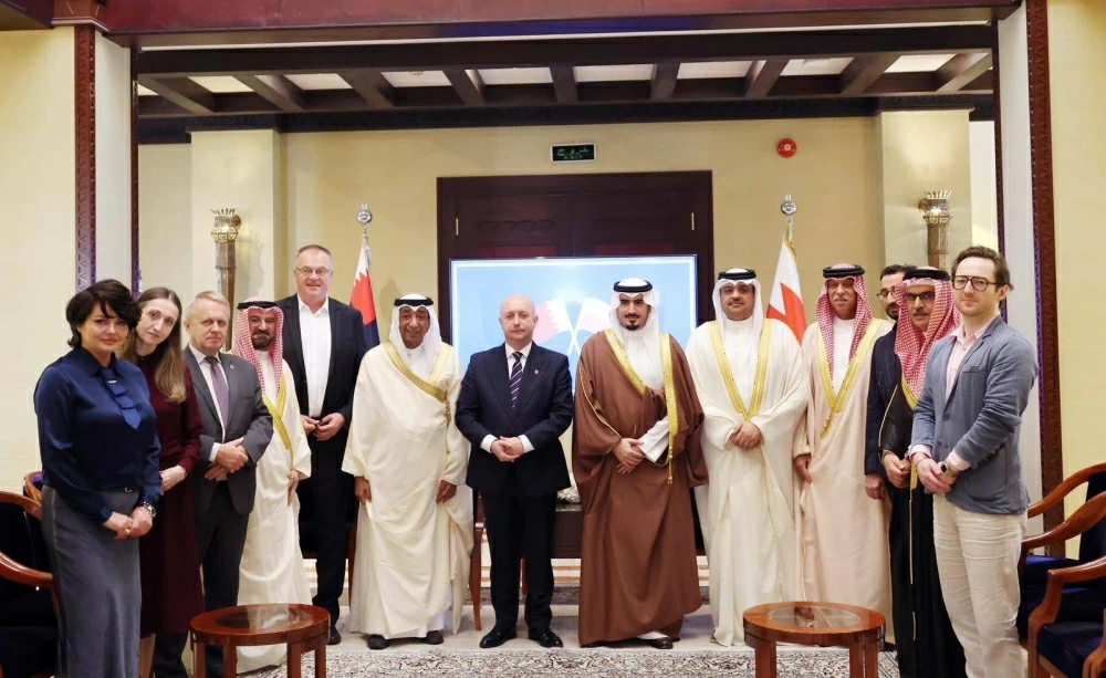 محافظ العاصمة يبحث مع وفد بولندي فرص التعاون والاستثمار