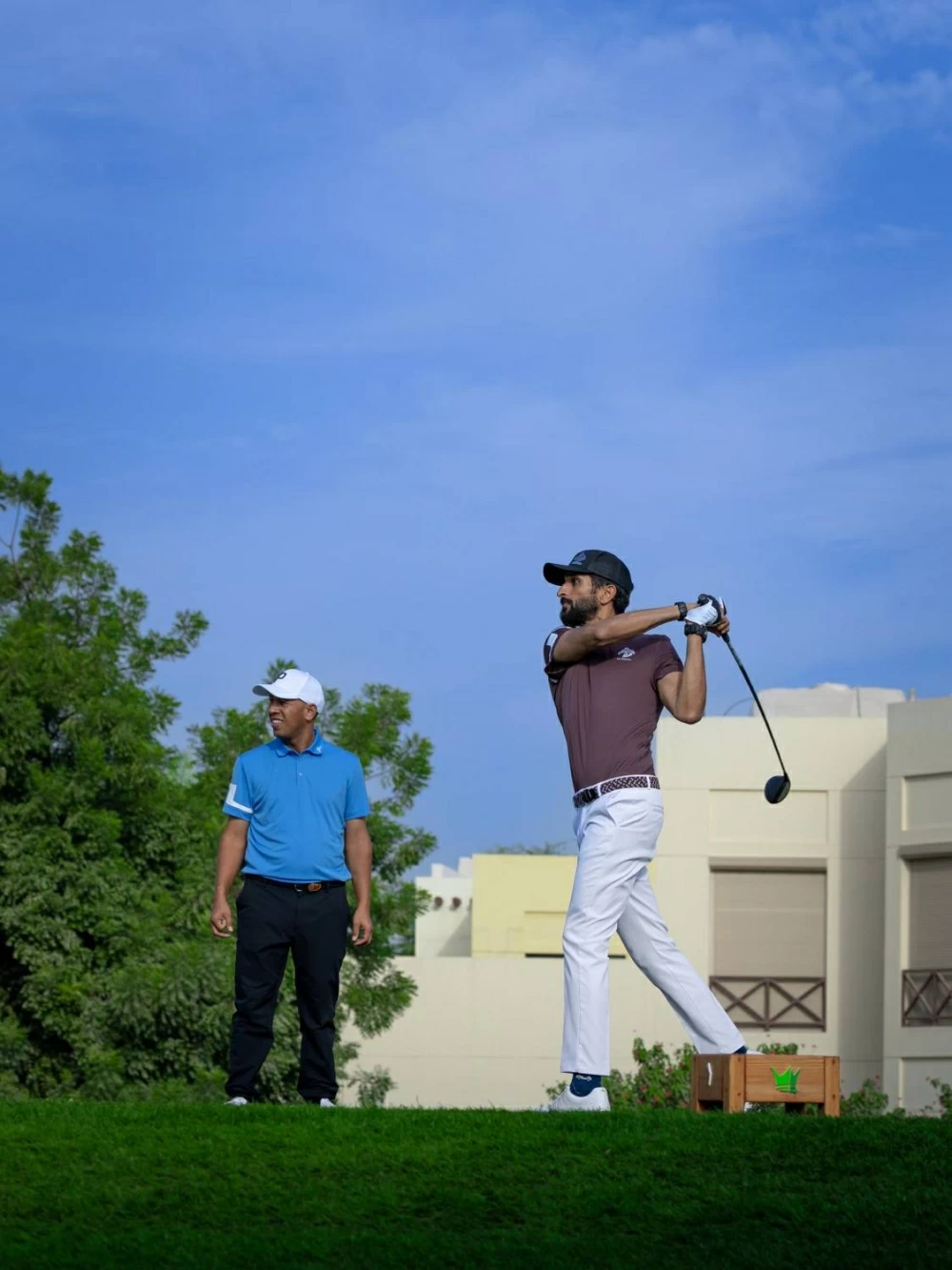 ناصر بن حمد يقود فريق فيكتوريوس لتحقيق لقب بطولة المحترفين والهواة ضمن كأس الملك حمد الدولية للجولف