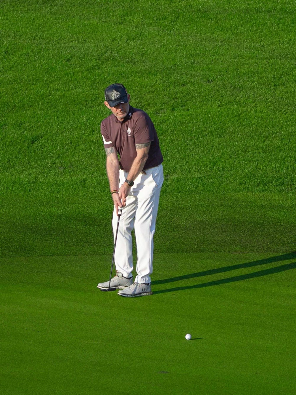 ناصر بن حمد يقود فريق فيكتوريوس لتحقيق لقب بطولة المحترفين والهواة ضمن كأس الملك حمد الدولية للجولف