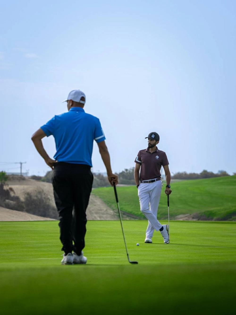 ناصر بن حمد يقود فريق فيكتوريوس لتحقيق لقب بطولة المحترفين والهواة ضمن كأس الملك حمد الدولية للجولف