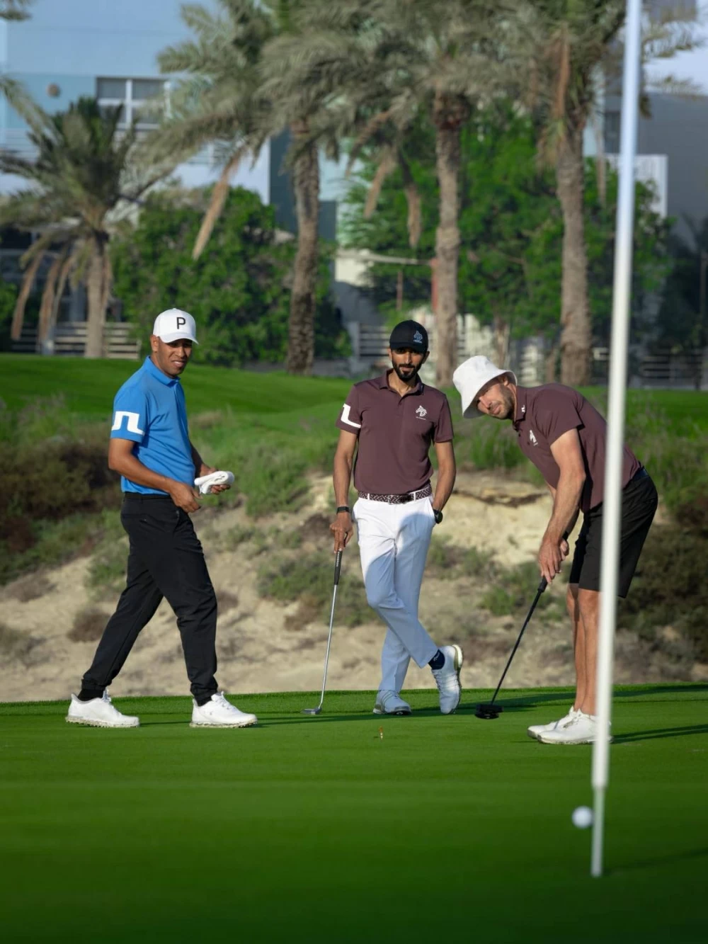 ناصر بن حمد يقود فريق فيكتوريوس لتحقيق لقب بطولة المحترفين والهواة ضمن كأس الملك حمد الدولية للجولف