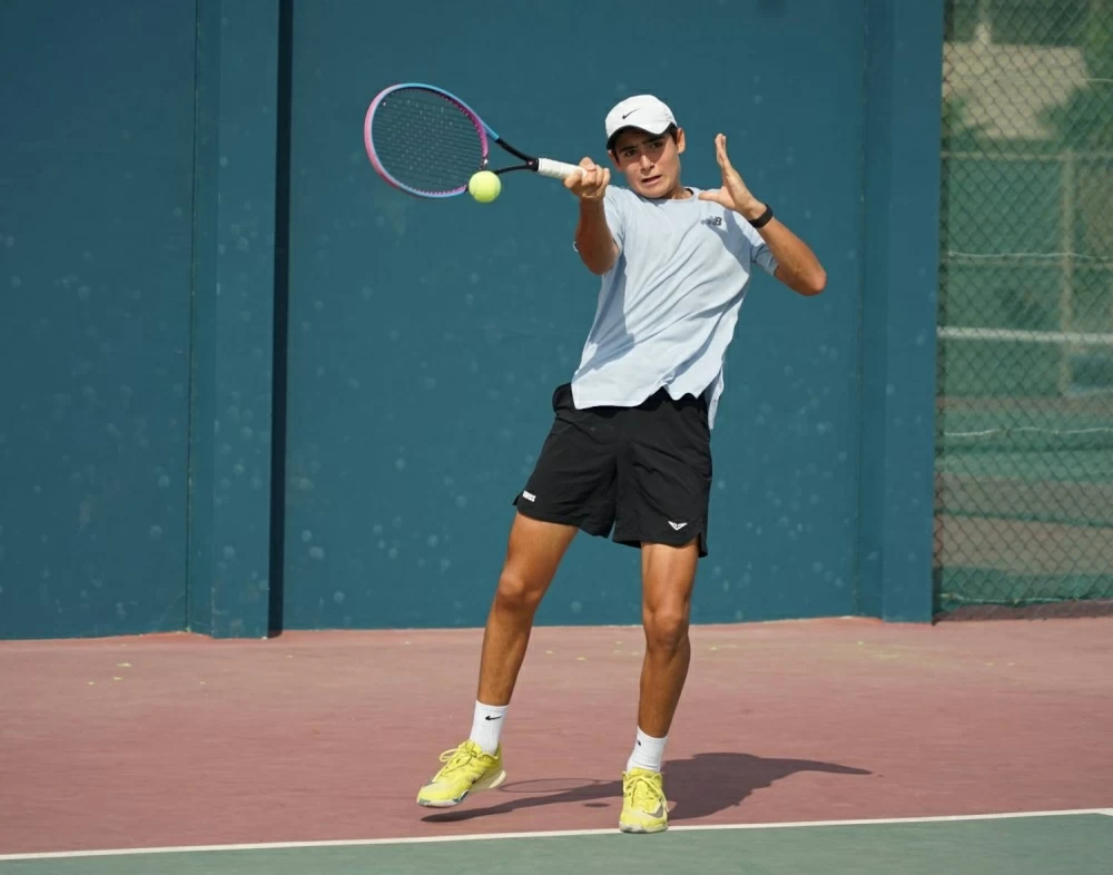 اكتمال عقد المتأهلين لربع نهائي فردي الأولاد لبطولة الاتحاد الدولي للتنس للناشئين