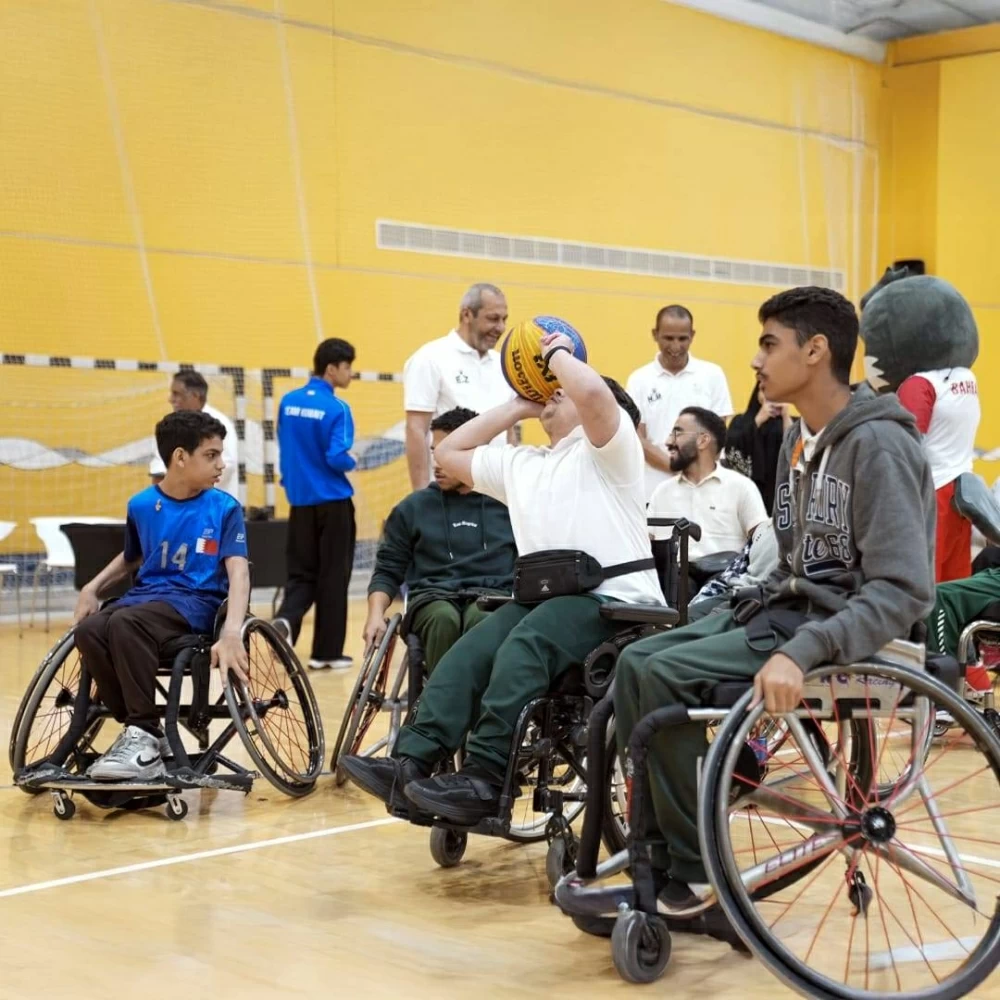 اللجنة البارالمبية البحرينية تنظم التجمع البارالمبي الأول  لـ70 طالبًا من ذوي العزيمة