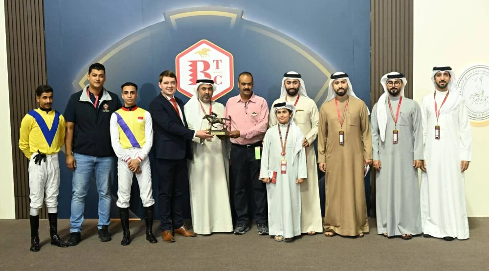 عيسى بن سلمان يشهد السباق الخامس للخيل على كؤوس &laquo;راشد للفروسية&raquo; و&laquo;الحصان العربي&raquo;