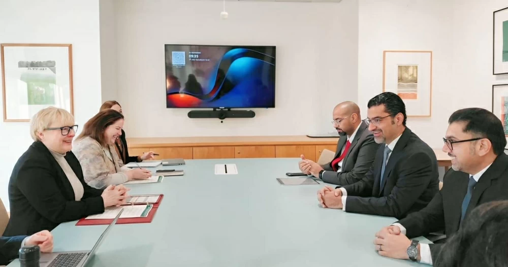 وزيرة الأمن الغذائي البريطانية: تعاون مع البحرين لتطوير الزراعة بالمملكة