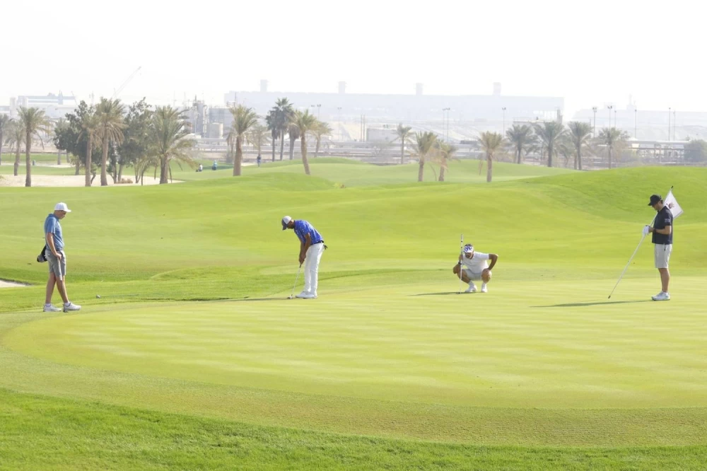 صدارة ثلاثية تُلهب المنافسة في بطولة كأس جلالة الملك حمد الدولية