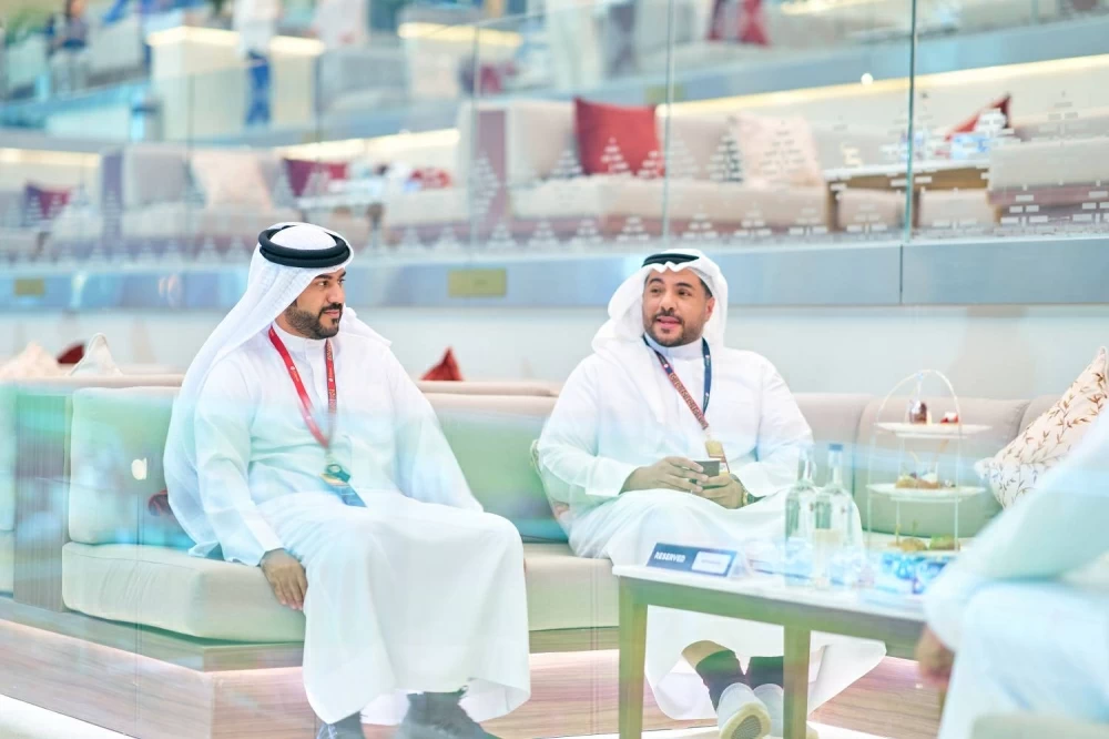 عيسى بن سلمان يشهد السباق السادس لموسم الخيل على كؤوس &laquo;ريدكس&raquo;